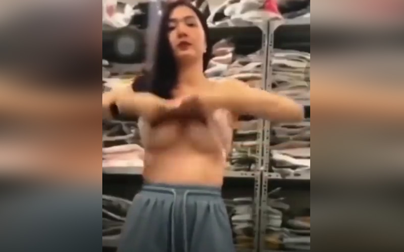 Clip gái xinh vén áo khoe vú khủng, Clip gái xinh sexy vén áo khoe quần lót ren gợi cảm, Clip hot girl vén áo khoe ngực, Gái xinh ngực đẹp vạch áo show hàng gợi cảm, Clip gái xinh 18 vạch áo khoe vú đẹp, Clip gái xinh vạch áo kheo vếu đẹp, Ảnh gái xinh vạch áo show hàng, Clip gái xinh vạch áo khoe vú đẹp, Gái xinh mới lớn vạch áo khoe vếu căng tròn đẹp, Clip hot girl Tây bigo live, Clip hot girl cởi áo khoe ngực, Girl xinh cute mặc váy thả rông gợi cảm livestream, Clip gái xinh làm tóc thả rông ngực to gợi cảm
