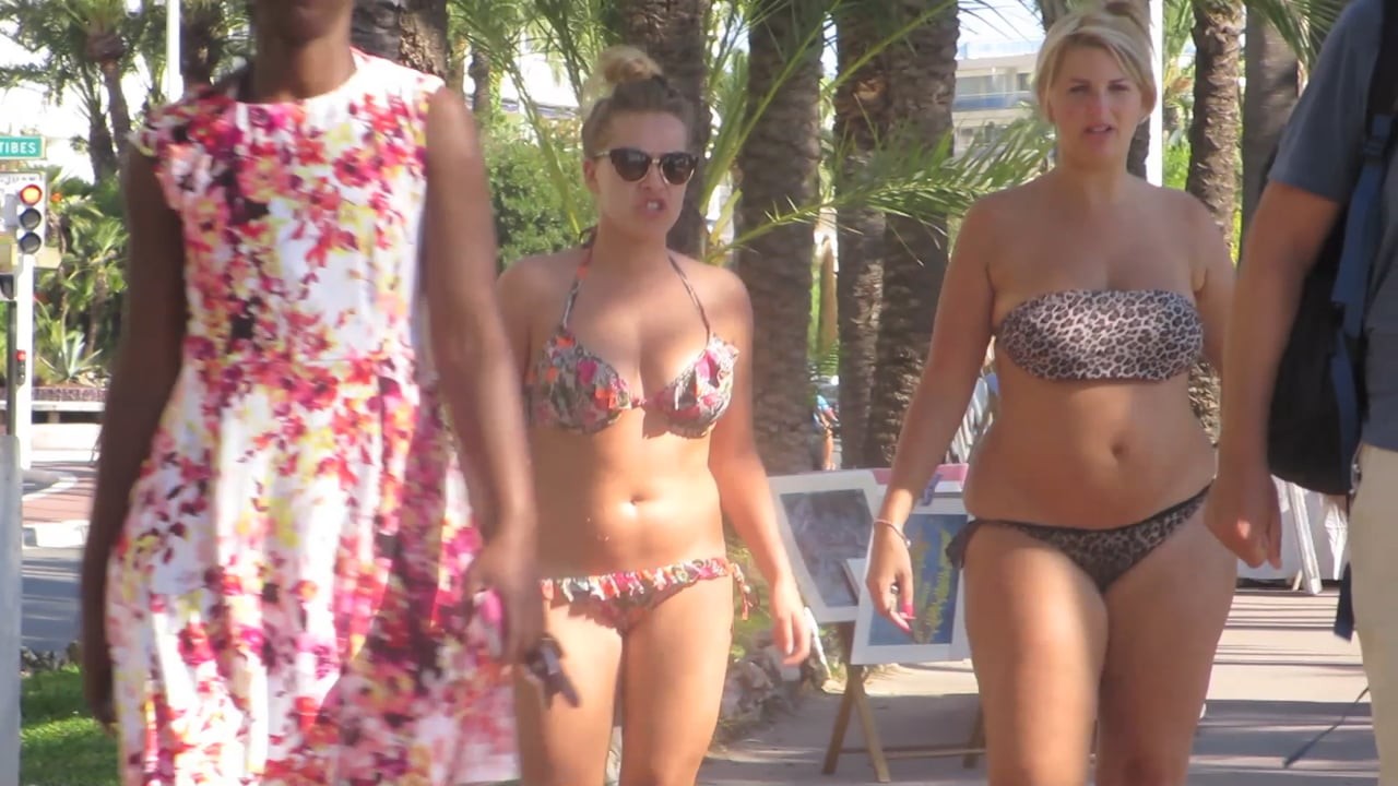 Gái xinh bikini, Clip gái xinh Bikini hở hang, Clip gái xinh bikini sexy, Ngắm gái xinh bikini, Gái xinh bikini sexy, Clip gái xinh bikini, Clip gái xinh Bikini bé xíu, Clip gái xinh bikini mông to, Clip gái xinh bikini lọt khe, Gái xinh bikini bó sát, Clip gái Tây bikini