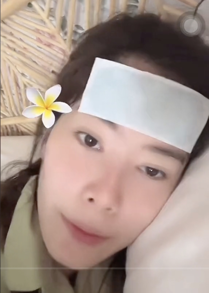 Clip Livestream mới nhất của Nam Em, Clip Nam Em Livestream, Full clip Nam Em Livestream 'bóc phốt' showbiz, Clip Nam Em mới nhất, Nam Em là ai, Clip thông tin về Nam Em, Clip Nam Em và Quế Vân, Clip bóc phốt showbiz, Clip bóc phốt Show Biz, Clip Livestream nói xấu, Clip Nam Em Quế Vân Livestream, Duy Mạnh nói về Nam Em, Clip giải trí, Clip ShowBiz, Clip tin tức, Clip trend hot nhất hôm nay, Clip Nam Em nhắc tới Trấn Thành