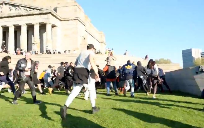 Shrine of Remembrance, Raw footage of the protest at the Shrine of Remembrance