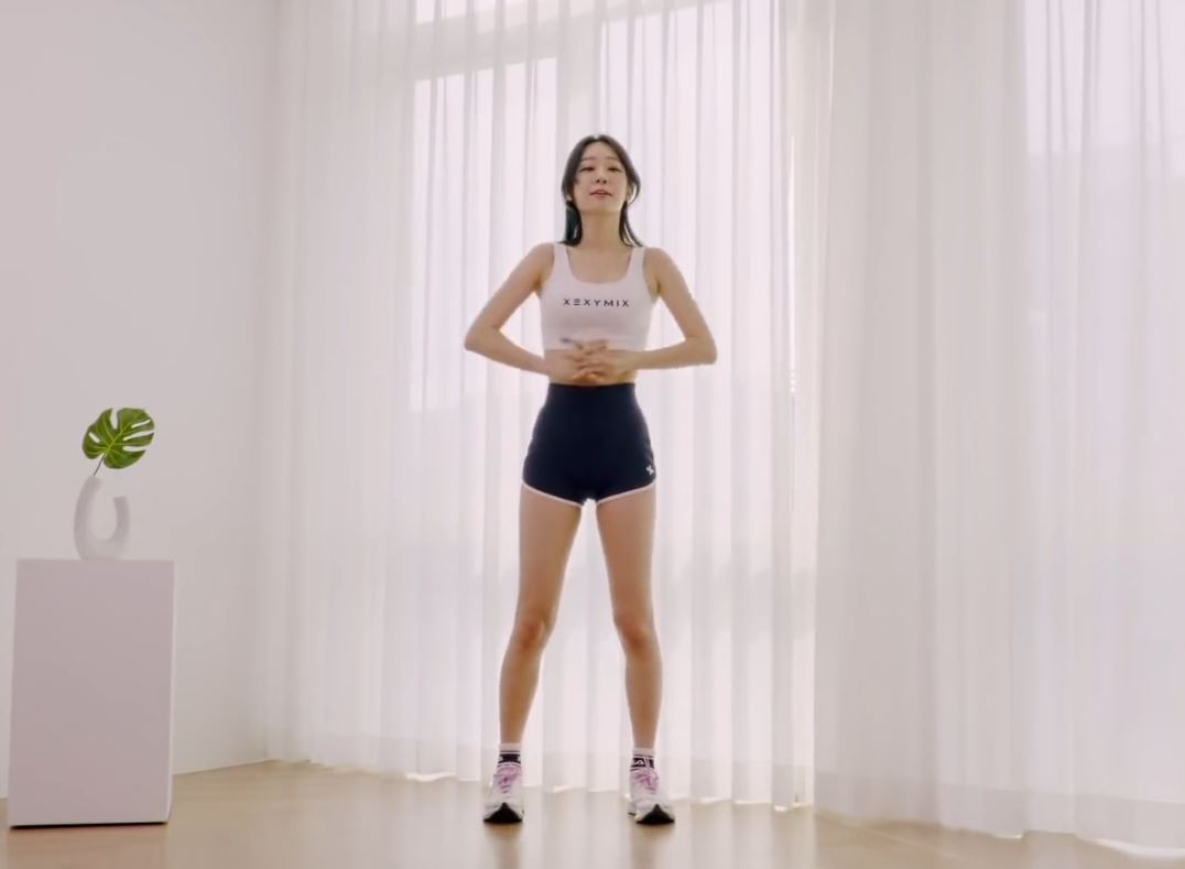 Clip gái xinh hướng dẫn tập gym, Clip gái xinh Bikini bé xíu tập gym, Clip hot girl Nam Định hướng dẫn tập Gym, Hot girl gym Huyền Dior, Clip hot girl phòng gym, Clip hot girl gym, Clip gái xinh phòng gym, Gymer Huyền Dior vòng 3 khủng, Hướng dẫn tập gym, Hot girl Gymer Huyền Dior vòng 3 khủng, Hot girl Gymer Trà My vòng 3 khủng, Clip hot girl Nam Định Gymer thân hình nóng bỏng, Clip lộ bướm khi tập gym, Bài tập gym giúp dáng đẹp, Bài tập giúp con gái có dáng đẹp, Bài tập dáng đẹp cho con gái