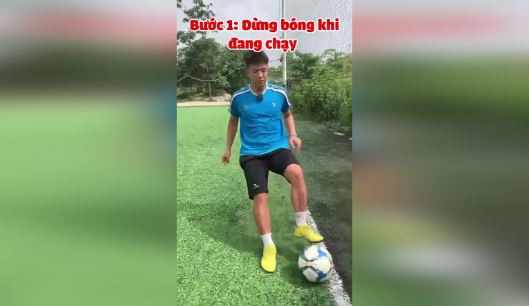 Tổng hợp hướng dẫn kỹ thuật qua người trong bóng đá, Clip hướng dẫn kỹ thuật qua người, Clip hướng dẫn kỹ thuật dê bóng qua người, Clip hướng dẫn qua người hiệu quả, Summary of technical instructions for passing people in football, Clips of technical instructions through people, Clips of instructions on technique of passing the ball, Clips of effective passing people, Video hướng dẫn đá bóng qua người hiệu quả, Clip hướng dẫn dê bóng qua người hiệu quả, Clip hướng dẫn kỹ thuật đá bóng, Clip hướng dẫn kỹ thuật đỡ bóng, Clip hướng dẫn kỹ thuật đánh đầu, Football Skills And Goals, Clip hướng dẫn qua người trong bóng đá, Video on how to kick the ball effectively, Clip on how to guide the ball effectively, Clip on how to kick the ball, Clip on how to catch the ball, Clip on how to hit the ball, Football Skills And Goals, Clip guide through people in football