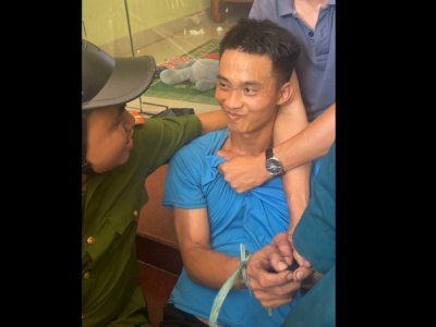 Triệu Quân Sự là ai, Triệu Quân Sự bị bắt, Triệu Quân Sự, Triệu Quân Sự vượt ngục 3 lần, 3 lần vượt ngục của Triệu Quân Sự, Triệu Quân Sự đào tẩu, Video Triệu Quân Sự vượt ngục bị bắt, Clip Triệu Quân Sự bị bắt vượt ngục, Clip mới nhất Triệu Quân Sự, Tin tức mới nhất Triệu Quân Sự